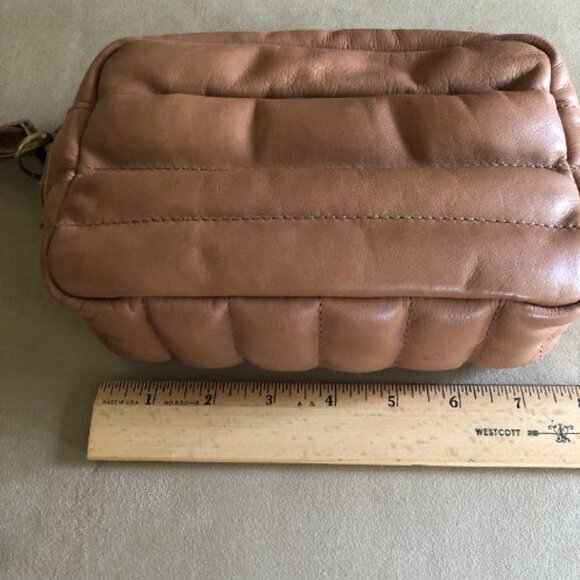 Madewell Transport Camera Bag Puff Edition Warm Hickory Leather - Picture 9 of 11